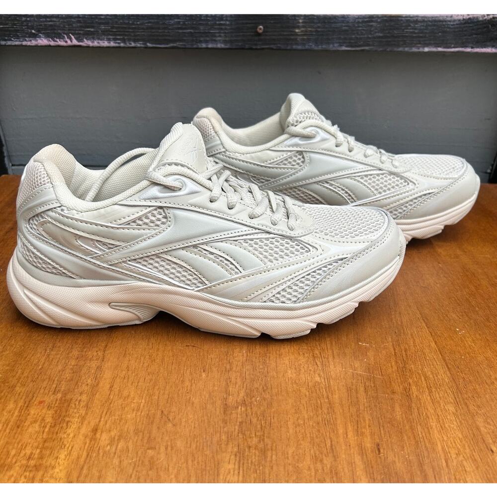 Reebok Bellwave Training Shoes Womens Size 9 Beige Cream Athleisure Sneakers - Picture 3 of 9